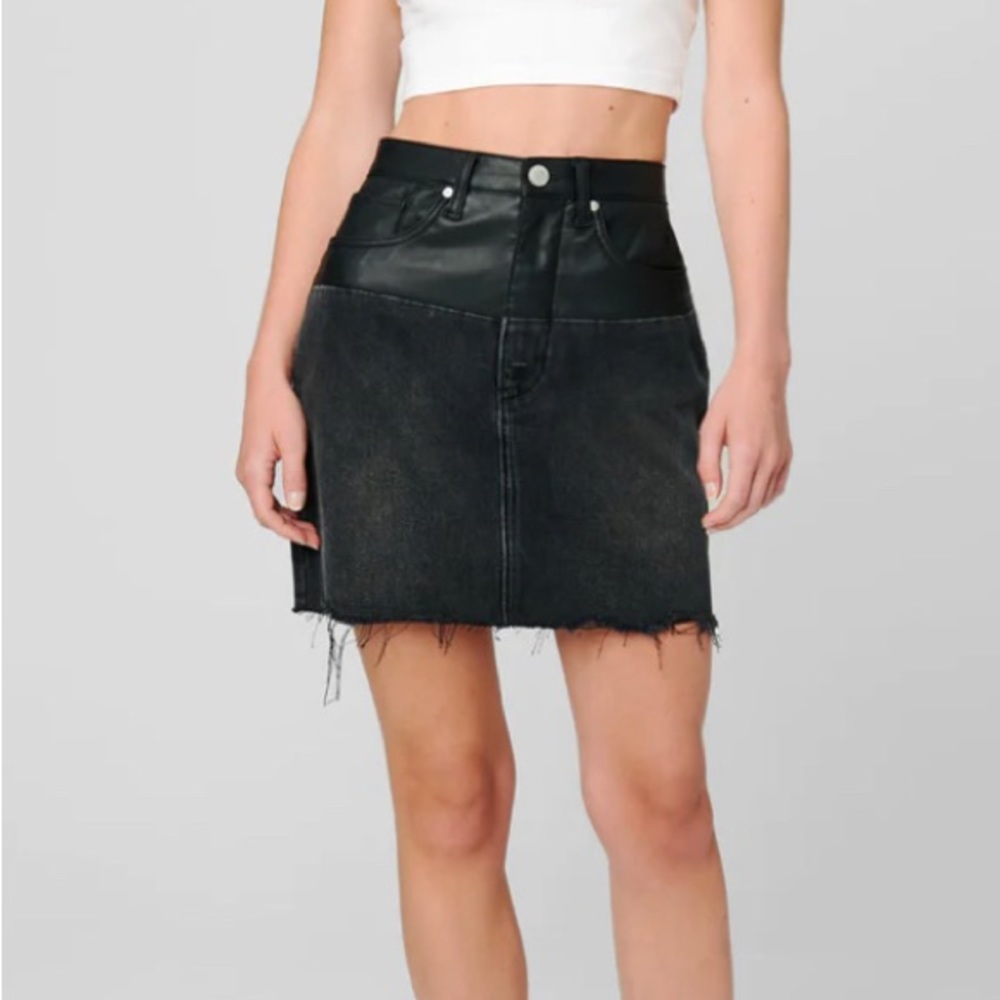 NWT [BlankNYC] Twist of Fate skirt